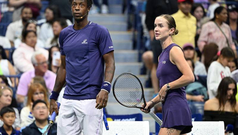 21 AUGUST: Gael Monfils și Elina Svitolina, surprinși &icirc;n timpul meciului demonstrativ &bdquo;The Stars Of The Open&rdquo; pe stadionul Arthur Ashe, din cadrul USTA Billie Jean King National Tennis Center, pe 21 august 2025, &icirc;n Flushing, Queens.