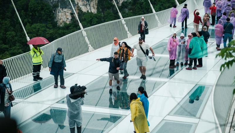 Asia Express, lider detaşat de audiență! Etapa a cincea ajunge în lumea urșilor Panda, duminică, pe Antena 1 și AntenaPLAY