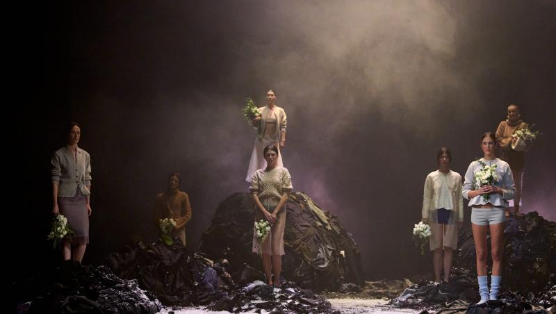 Bucharest Fashion Week 2026: colecțiile spectaculoase care au transformat Bucureștiul într-o capitală a modei