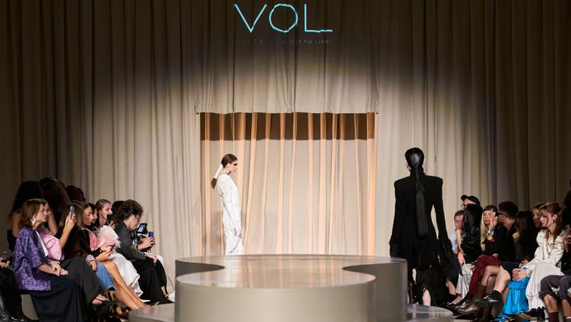 Bucharest Fashion Week 2026: colecțiile spectaculoase care au transformat Bucureștiul într-o capitală a modei
