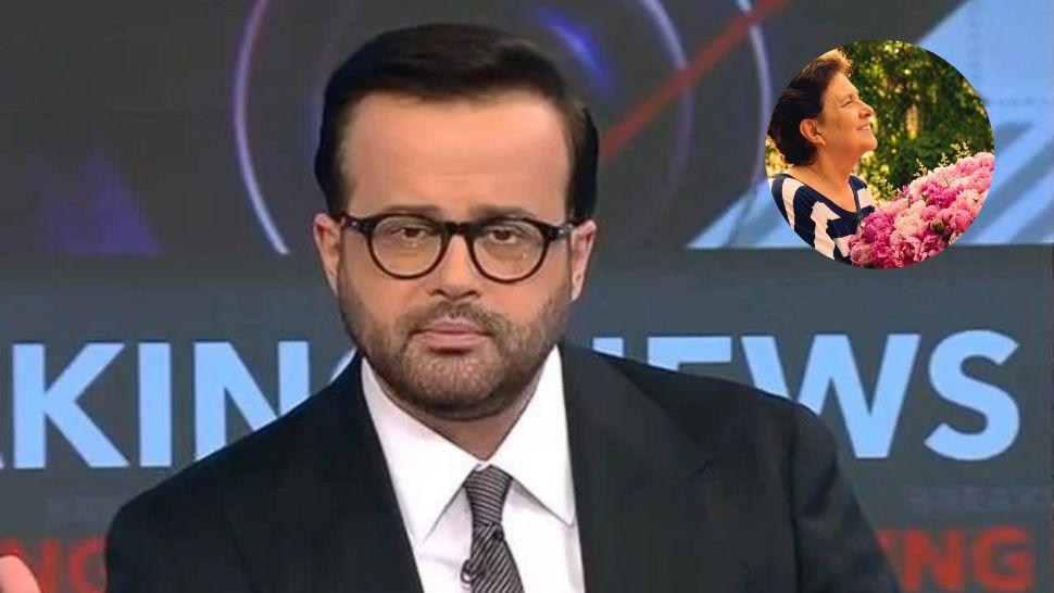 colaj mihai gâdea la pupitrul știrilor antena 3 cnn și mama sa cu un buchet de bujori