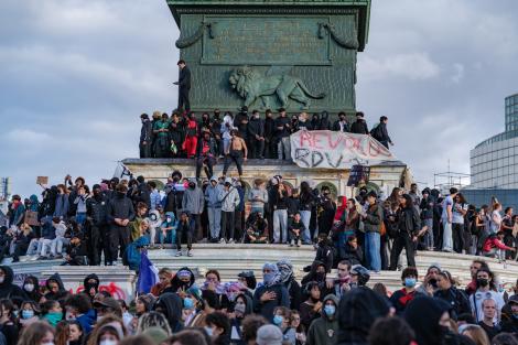 Weekend sub tensiune &icirc;n Europa! Proteste anunțate la Paris și Florența, după violențele din ultimele zile