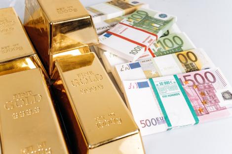 Prețul aurului ar putea crește spectaculos &icirc;n 2027! La ce valoare ar putea ajunge metalul prețios, potrivit estimărilor