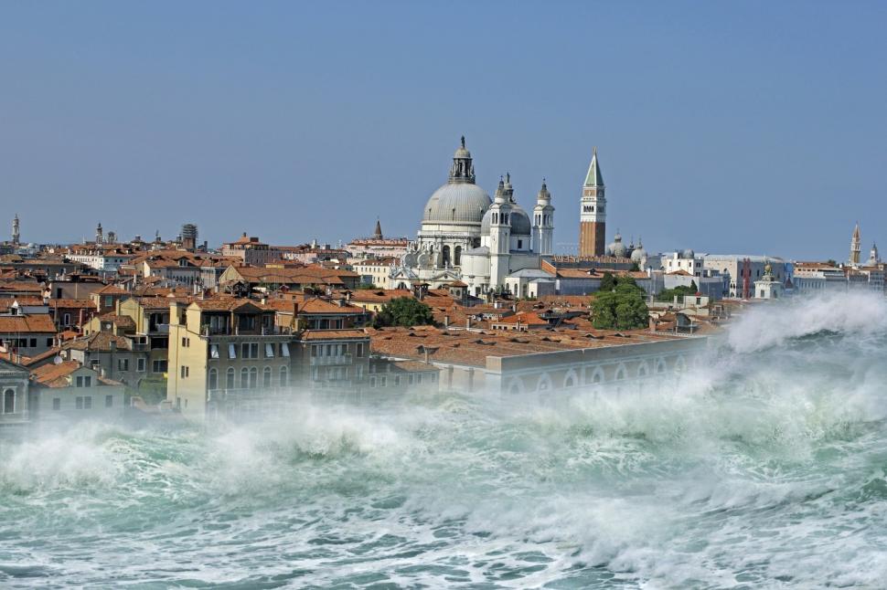 Alertă de tsunami &icirc;n Italia, după o serie de cutremure! Seism de 5,5, școli evacuate și măsuri de urgență &icirc;n Sicilia