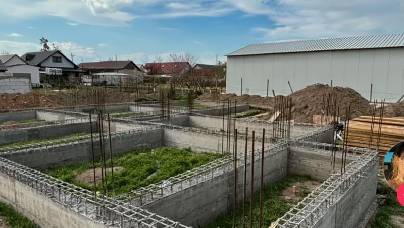 Cât costă să ridici o casă în 2026. O influenceriță a dezvăluit cât a cheltuit până acum pe construcție