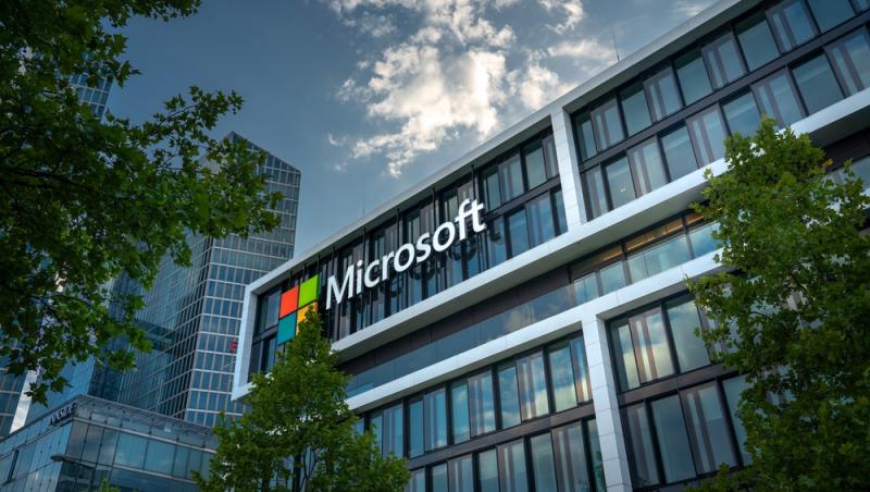 Mișcare de amploare la Microsoft! 60.000 de angajați, vizați de un program de plecări voluntare