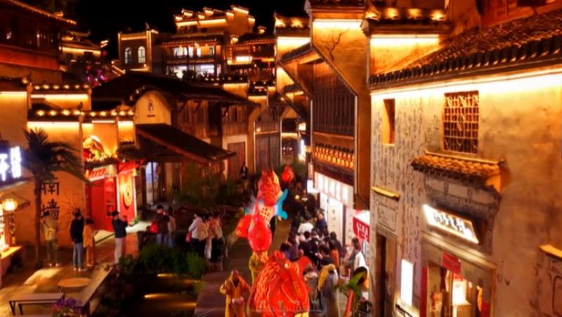 Ce vezi diseară, 27 octombrie, la Asia Express. Maurice Munteanu, dorință surprinzătoare la festivalul nocturn