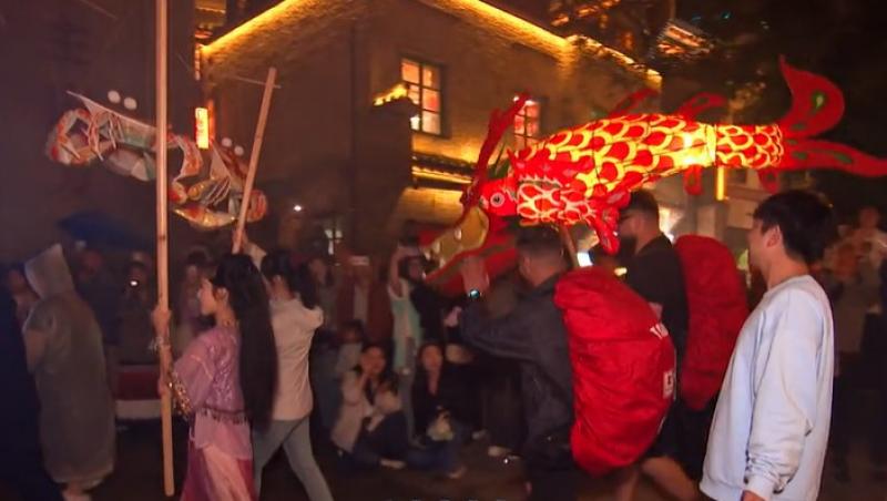 Ce vezi diseară, 27 octombrie, la Asia Express. Maurice Munteanu, dorință surprinzătoare la festivalul nocturn