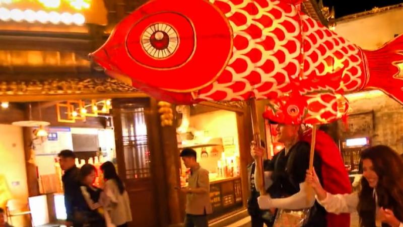 Ce vezi diseară, 27 octombrie, la Asia Express. Maurice Munteanu, dorință surprinzătoare la festivalul nocturn