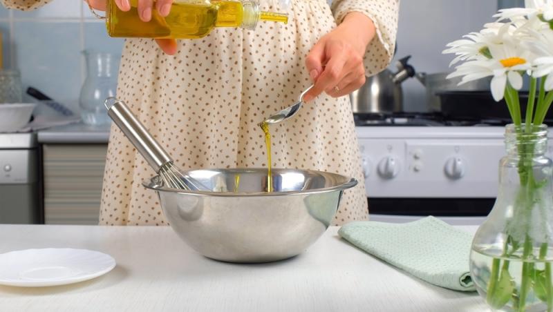 5 combinații de alimente care ajută organismul să absoarbă mai bine vitaminele și mineralele. Ce recomandă un nutriționist