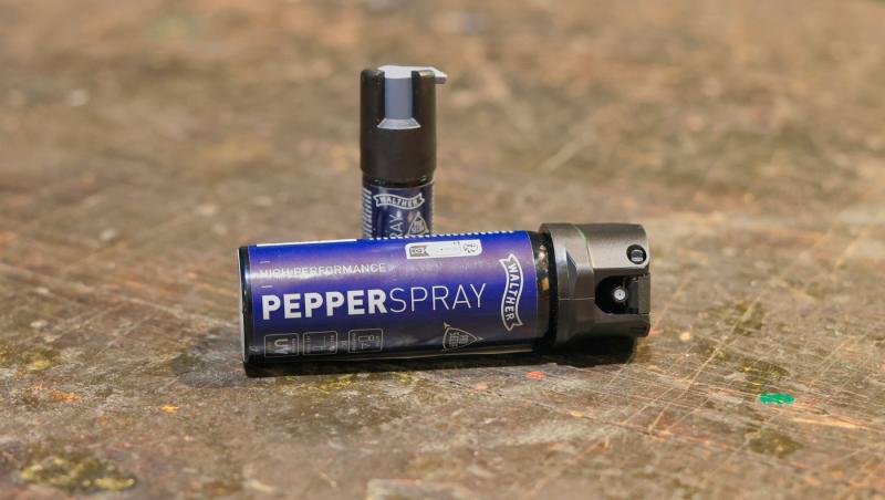 De ce nu trebuie să folosești apă după expunerea la spray paralizant. Ce recomandă specialiștii pentru calmarea arsurilor