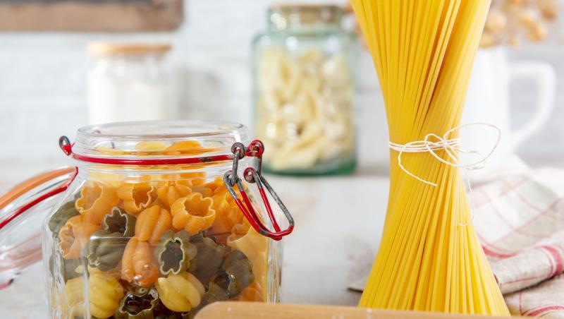 De ce lingura pentru spaghete are o gaură în mijloc. Funcția surprinzătoare pe care puțini o cunosc