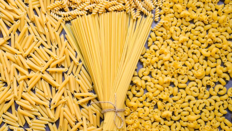 De ce lingura pentru spaghete are o gaură în mijloc. Funcția surprinzătoare pe care puțini o cunosc