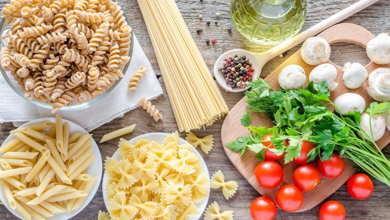 De ce lingura pentru spaghete are o gaură în mijloc. Funcția surprinzătoare pe care puțini o cunosc