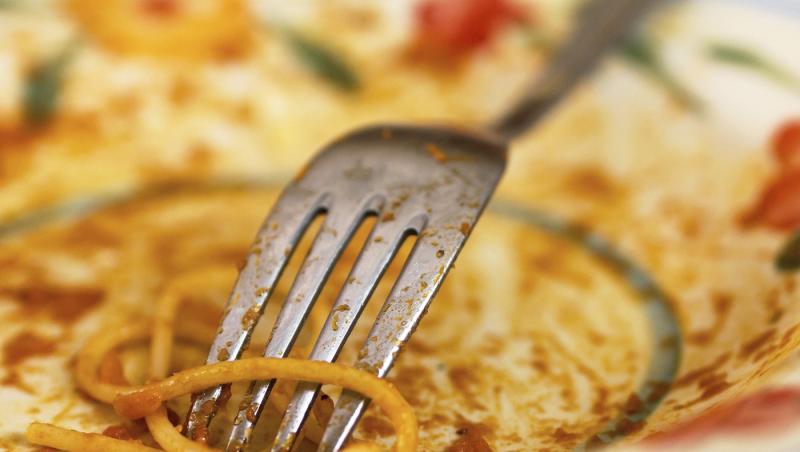 De ce nu este bine să clătești pastele după fierbere. Greșeala care poate strica un preparat simplu