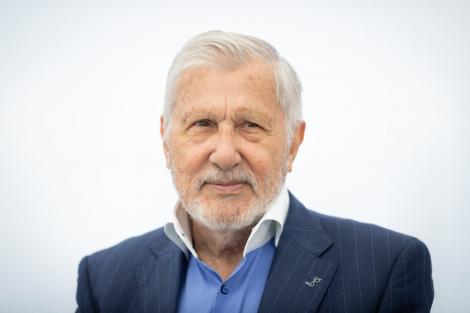 Ilie Năstase, dezvăluiri savuroase la 80 de ani. Cum a ajuns poliția pe teren la meciul cu McEnroe: &bdquo;Vreau să termin!&rdquo;