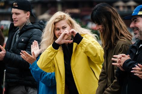 Oana Tomoioagă a &icirc;mplinit 35 de ani chiar la Asia Express. Surpriza de care a avut parte de ziua ei