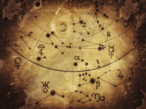 5 octombrie 2026 vine cu o combinație astrologică rară. Cinci planete sunt retrograde. Ce zodii trebuie să fie atente