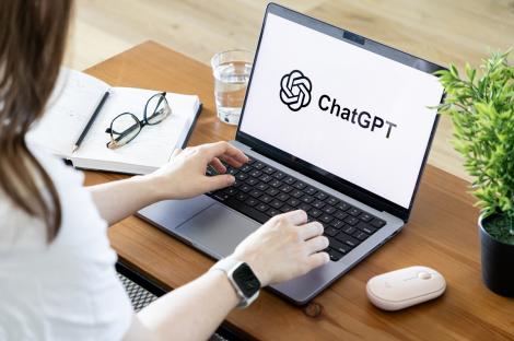 ChatGPT va pune &bdquo;watermark&rdquo; invizibil pe textele utilizatorilor din Rom&acirc;nia. Ce &icirc;nseamnă și cine &icirc;l va putea detecta