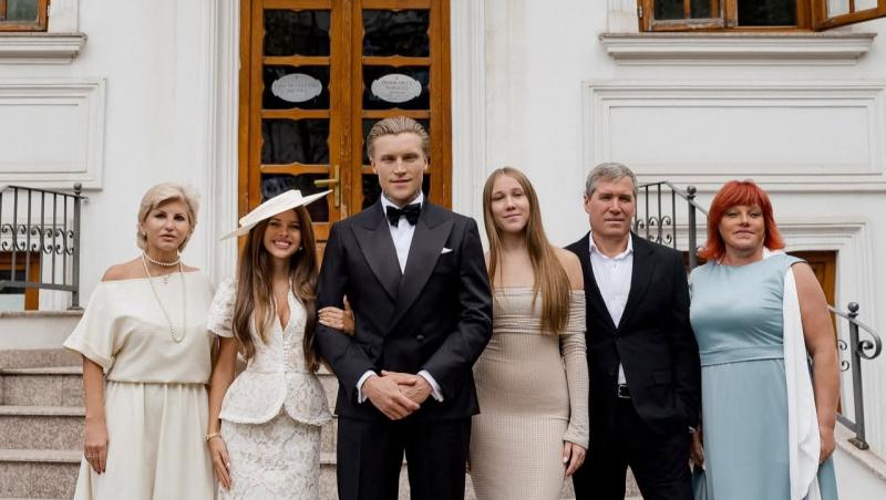 Primele imagini de la cununia civilă secretă a Valeriei Lungu cu Alex. Mama influenceriței a făcut totul public