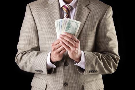C&acirc;t c&acirc;știgă un CEO AI, de fapt. Salariul fantastic al directorului Anthropic, Dario Amodei, a fost dezvăluit