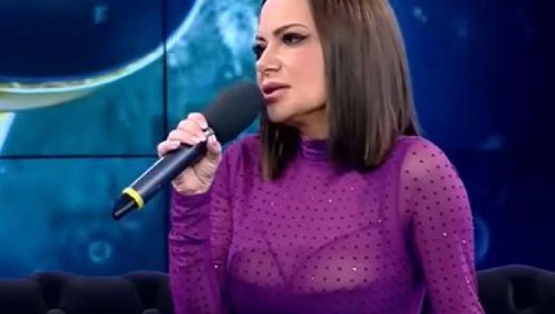 Imagini incendiare cu Andreea Antonescu în costum de baie. Cât de bine arată după două nașteri