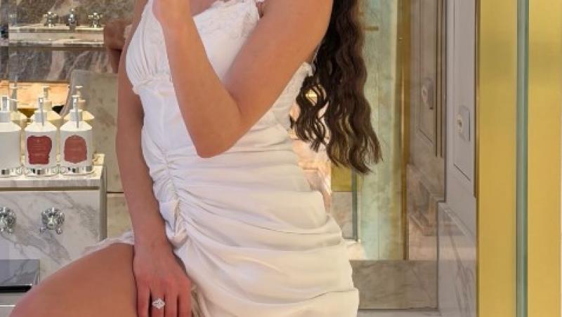 Imaginea cu care Christina Ich a împărțit internetul în două. Poza cu ea nud a stârnit controverse 