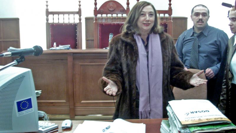 Marius Calotă, surprins alături de o doamnă mai în vârstă cunoscută, la 2 luni de la moartea Rodicăi Stănoiu