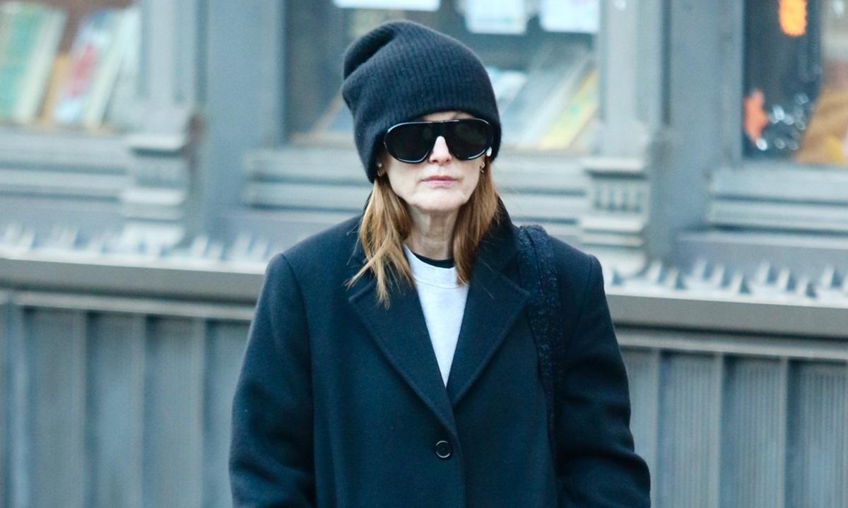 Nici măcar fanii n-au recunoscut-o pe stradă. Ce vedetă &icirc;ndrăgită s-a &bdquo;ascuns&rdquo; &icirc;n văzul tuturor