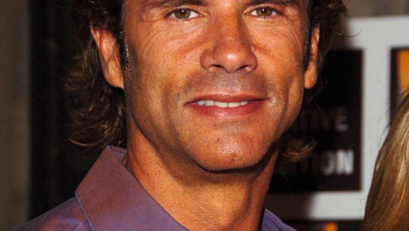 A fost un sex-simbol al anilor '90! Cum arată astăzi Lorenzo Lamas, celebrul actor din „Renegatul”