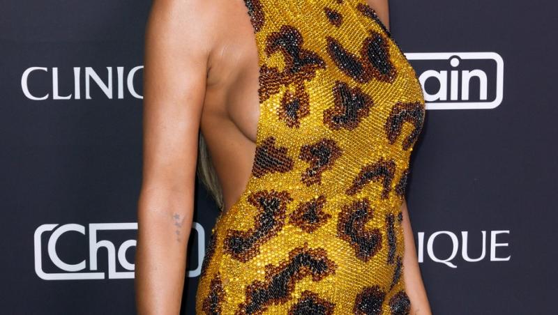 Heidi Klum, rochia-mulaj ca o a doua piele i-a făcut pe invitați să o privească de două ori. Ce ținută a îmbrăcat la Emmy 2026 