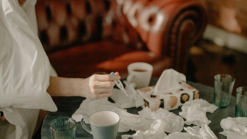 Nas &icirc;nfundat sau nas care curge? Cum recunoști cauza și ce soluții te ajută