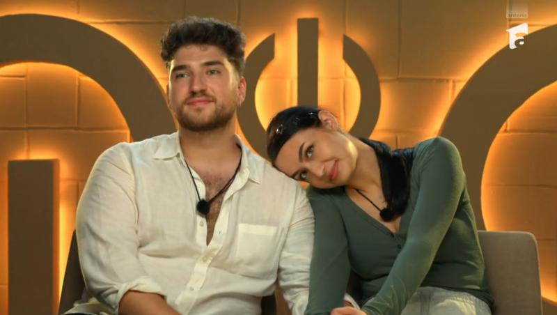 Cum a cerut-o în căsătorie Mădălin pe Dilinca. Imagini emoționante de la logodna concurenților Power Couple: „Am plâns toată ziua”