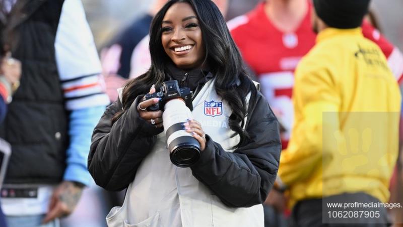 Simone Biles, schimbarea de look cu care și-a surprins fanii! Cum arată gimnasta după ce s-a făcut blondă și și-a pus silicoane