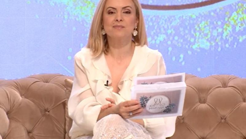 Simona Gherghe la Mireasa &icirc;ntr-un costum alb