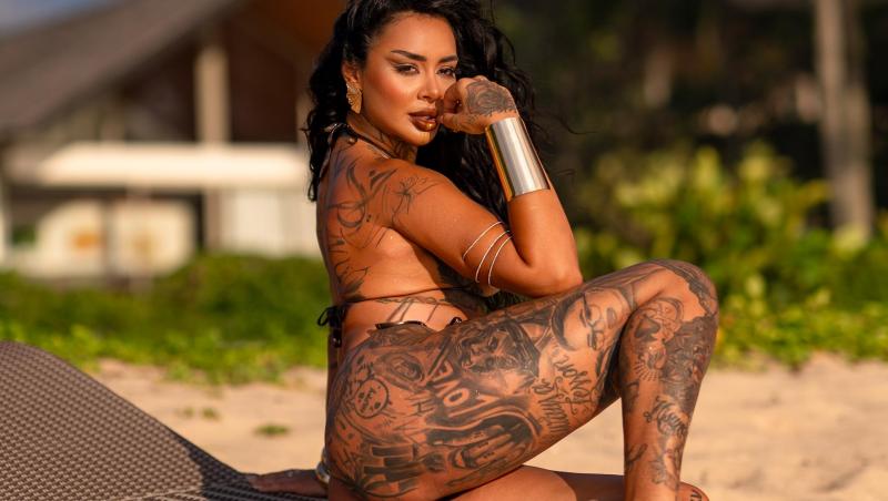 Ipostazele sexy în care Naba Salem de la Survivor s-a filmat recent. Imaginile cu care a atras atenția în mediul online