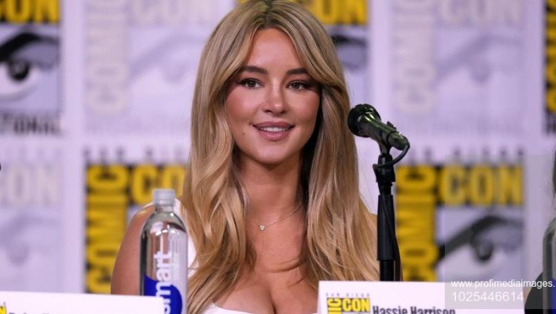 Următoarea Pamela Anderson? Cine e actrița celebră care va juca în noul serial „Baywatch”. Face furori oriunde apare