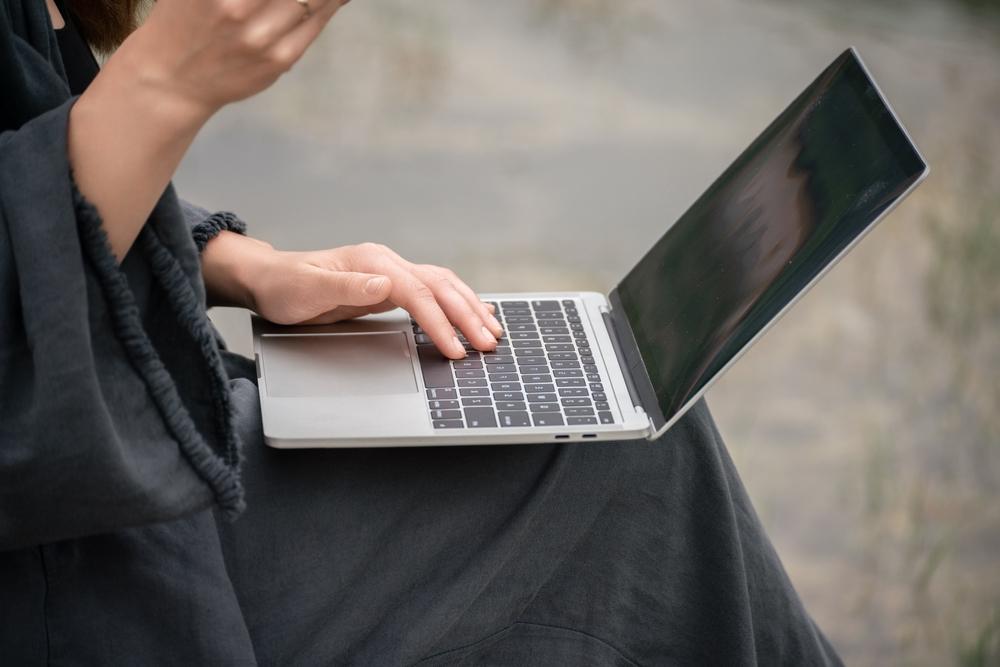 (P) Laptopuri second-hand: ce trebuie să verifici &icirc;nainte de cumpărare