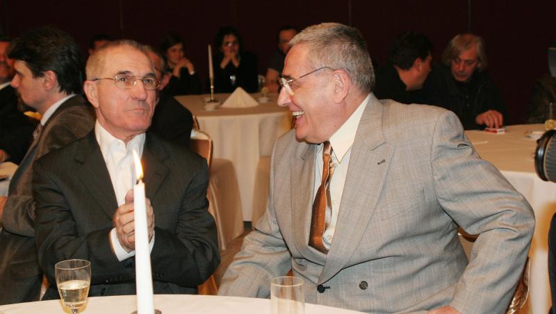 Ce se întâmplă la mormântul marelui Gheorghe Dinică, la 16 ani de la moartea lui! Detaliul ce i-a făcut pe toți să se uite mirați