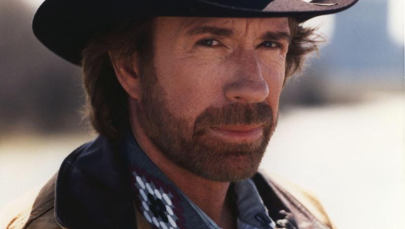 Ultimele imagini cu Chuck Norris înainte să moară: ce tehnici de luptă a împărtășit cu fanii și online