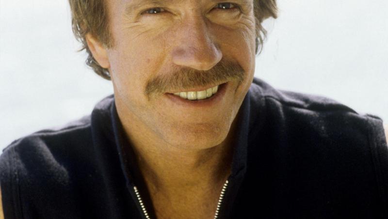 Ultimele imagini cu Chuck Norris înainte să moară: ce tehnici de luptă a împărtășit cu fanii și online