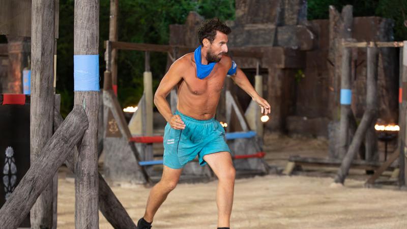 Cine la întâmpinat pe Andrei Beleuț la aeroport, după eliminarea de la Survivor 2026. Și-a stăpânit cu greu lacrimile