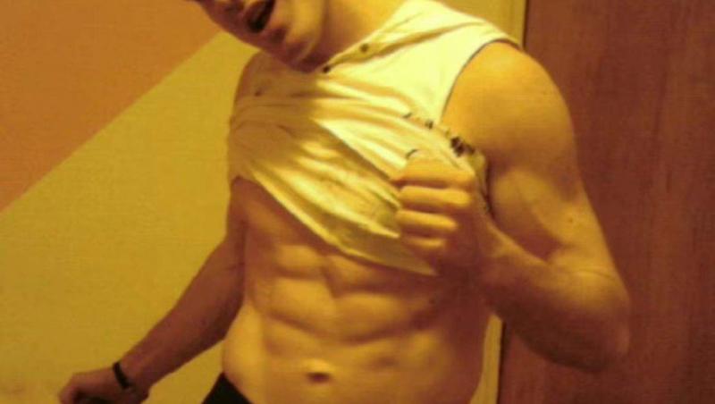 Imaginea de colecție cu Nicu Grigore de la Survivor România 2026 de pe vremea când avea 18 ani