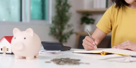 4 zodii atrag succesul financiar &icirc;n aprilie 2026. Vezi dacă te numeri printre ele