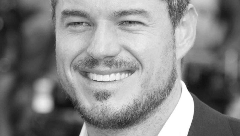 Eric Dane &icirc;ntr-un colaj alb negru