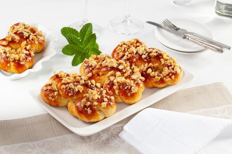 Ingredientul secret pentru mucenici moldovenești perfecți. Cu ce trebuie unși după ce &icirc;i scoți din cuptor