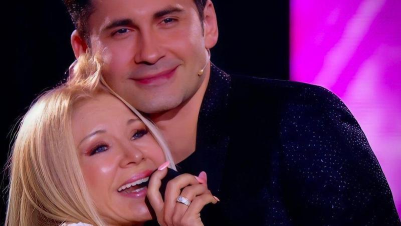 N-ai zice că are 67 de ani! Ludmila, mama lui Dan Bălan, a întors toate privirile. Cum arată | VIDEO