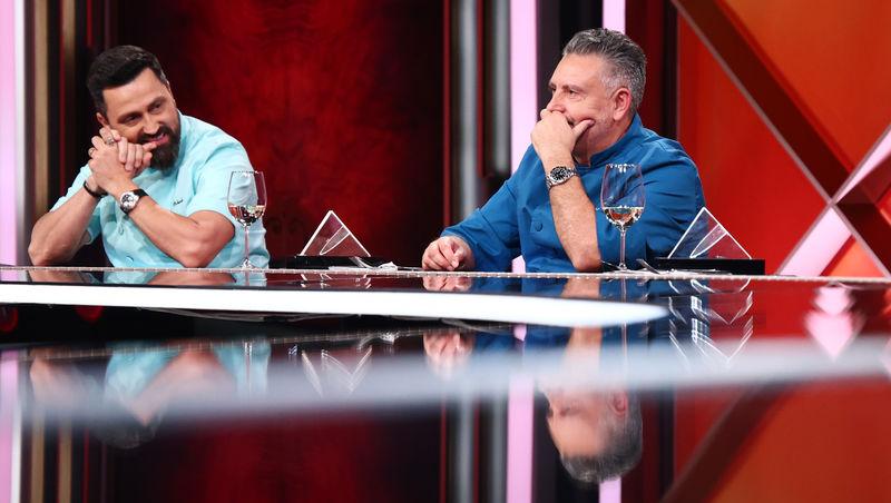 Chefi la cuțite, 1 aprilie 2026. Elena Lasconi a dat verdictul! Cine a câștigat ultima bombă cu amulete: „Absolut nebun!”