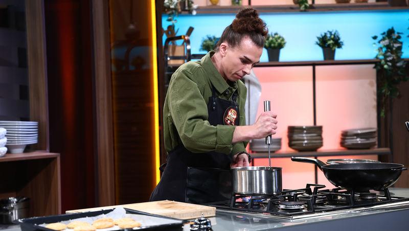 Cine este Alexandru Szabo, cuțitul de aur al lui chef Ștefan Popescu din sezonul 17 Chefi la cuțite. De ce locuiește în Italia