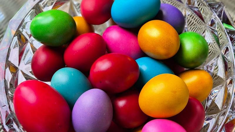 Paște ca-n povești pentru Olivia Păunescu! Tradiția care o ține ore întregi în bucătărie alături de sora ei